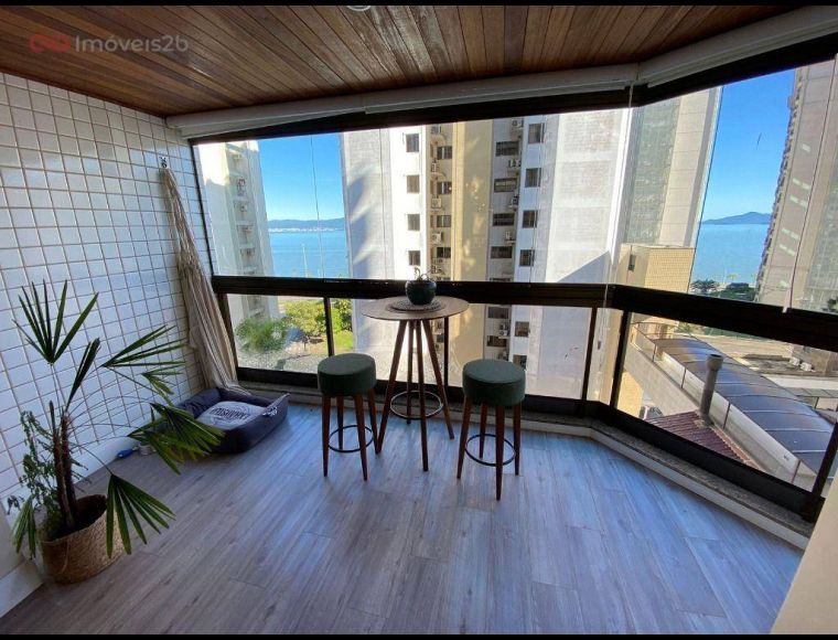 Apartamento no Bairro Agronômica em Florianópolis com 3 Dormitórios (1 suíte) e 135 m² - AP0795