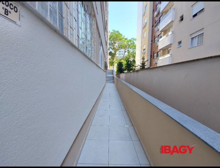 Apartamento no Bairro Agronômica em Florianópolis com 3 Dormitórios (1 suíte) e 77.85 m² - 98039