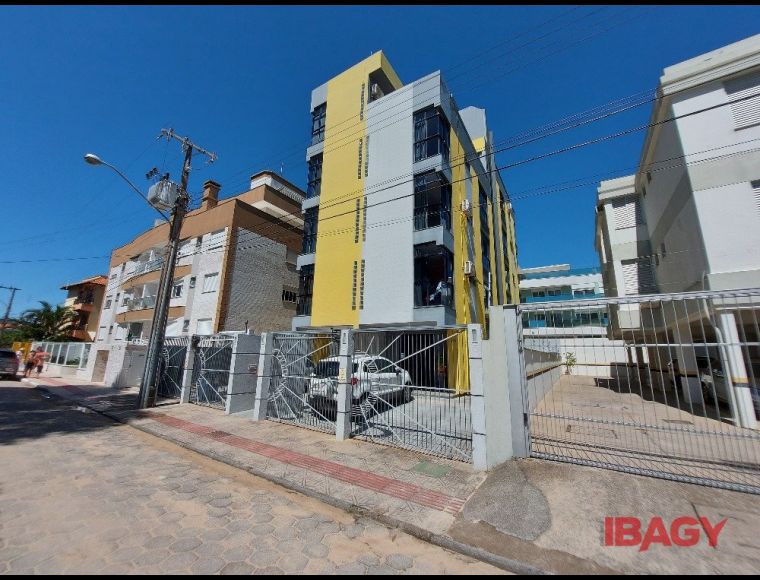 Apartamento no Bairro Cachoeira do Bom Jesus em Florianópolis com 1 Dormitórios e 35.36 m² - 112272