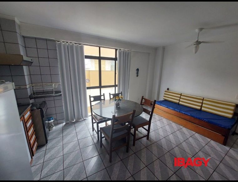 Apartamento no Bairro Cachoeira do Bom Jesus em Florianópolis com 1 Dormitórios e 35 m² - 112266