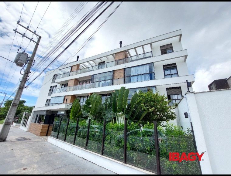 Apartamento no Bairro Campeche em Florianópolis com 2 Dormitórios (2 suítes) e 131 m² - 122775