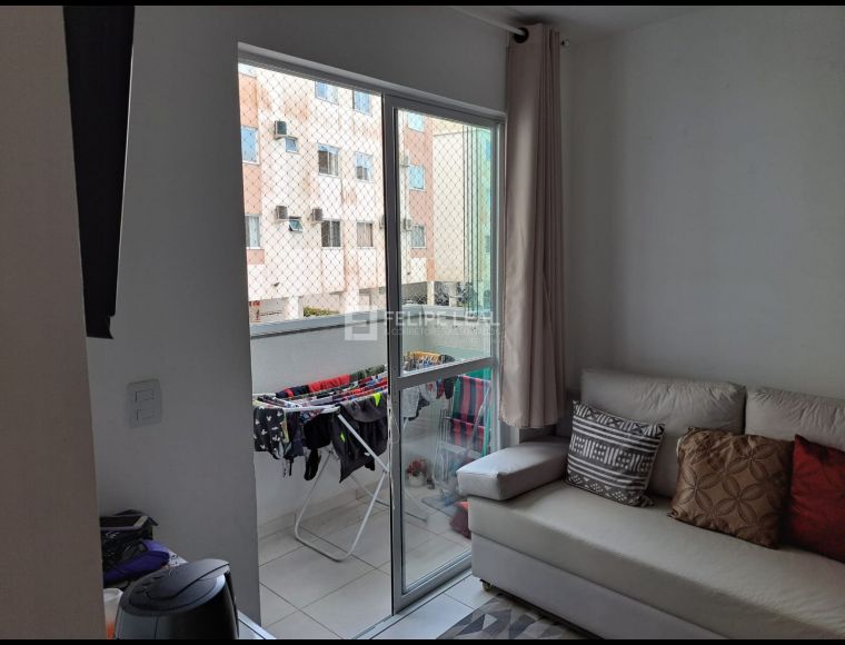 Apartamento no Bairro Canasvieiras em Florianópolis com 2 Dormitórios e 58 m² - 20611