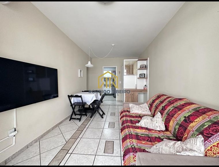 Apartamento no Bairro Carvoeira em Florianópolis com 2 Dormitórios - A2314