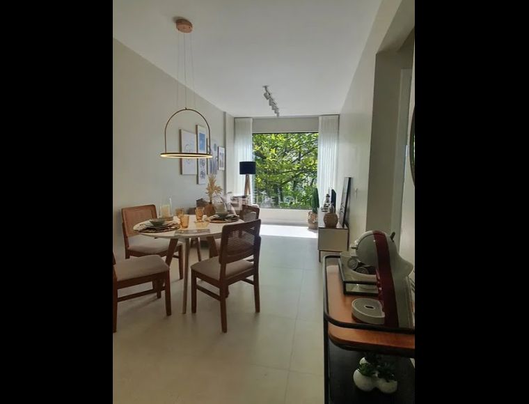 Apartamento no Bairro Carvoeira em Florianópolis com 1 Dormitórios e 43 m² - 20663