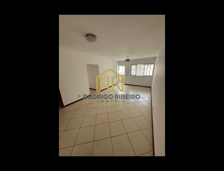 Apartamento no Bairro Carvoeira em Florianópolis com 3 Dormitórios (1 suíte) - A3371