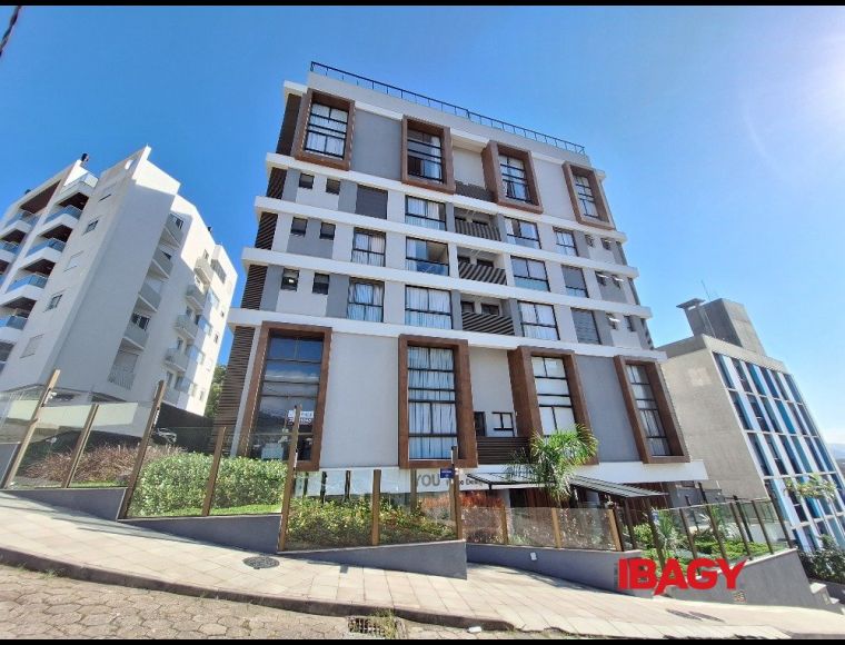 Apartamento no Bairro Carvoeira em Florianópolis com 1 Dormitórios e 48.34 m² - 123679