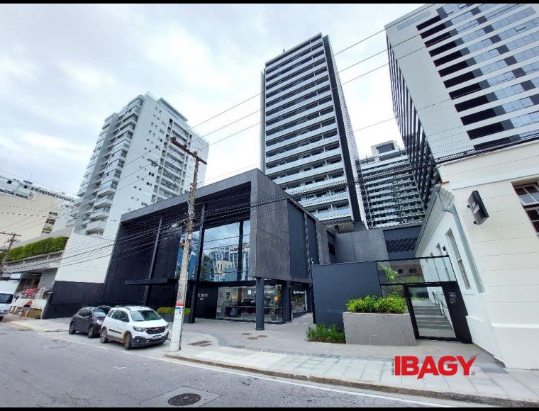 Apartamento no Bairro Centro em Florianópolis com 1 Dormitórios (1 suíte) e 52.65 m² - 118761