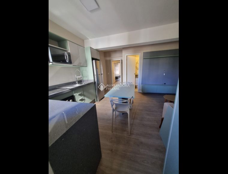 Apartamento no Bairro Centro em Florianópolis com 1 Dormitórios - 473922