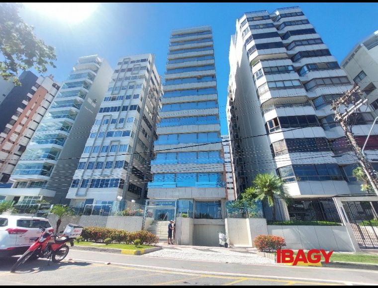Apartamento no Bairro Centro em Florianópolis com 4 Dormitórios (2 suítes) e 226.13 m² - 112490