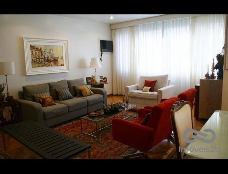 Apartamento no Bairro Centro em Florianópolis com 4 Dormitórios (2 suítes) e 266 m² - AP0926