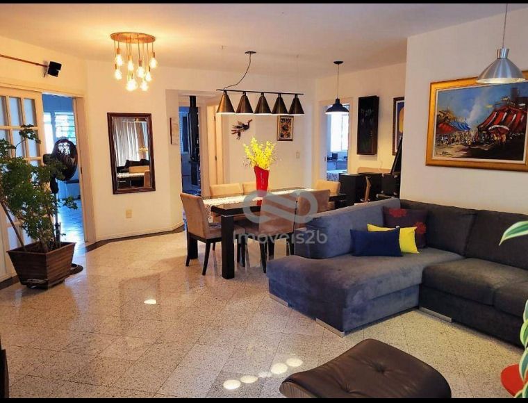 Apartamento no Bairro Centro em Florianópolis com 3 Dormitórios (2 suítes) e 151 m² - AP0965