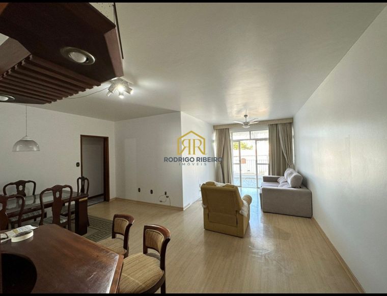 Apartamento no Bairro Coqueiros em Florianópolis com 3 Dormitórios (1 suíte) - A3294