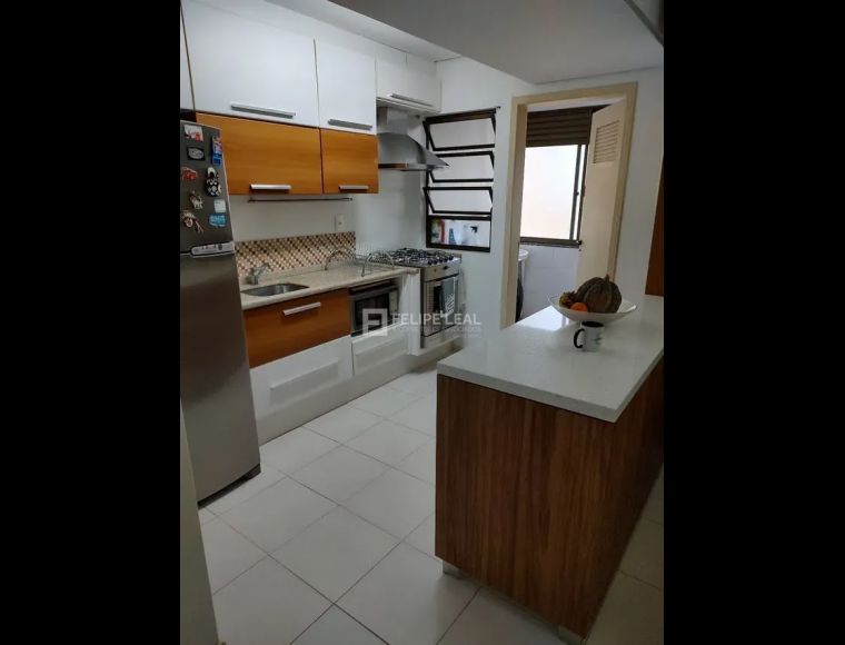 Apartamento no Bairro Coqueiros em Florianópolis com 2 Dormitórios (1 suíte) e 77 m² - 19963