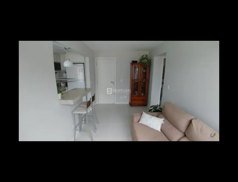 Apartamento no Bairro Coqueiros em Florianópolis com 2 Dormitórios e 52 m² - 21428