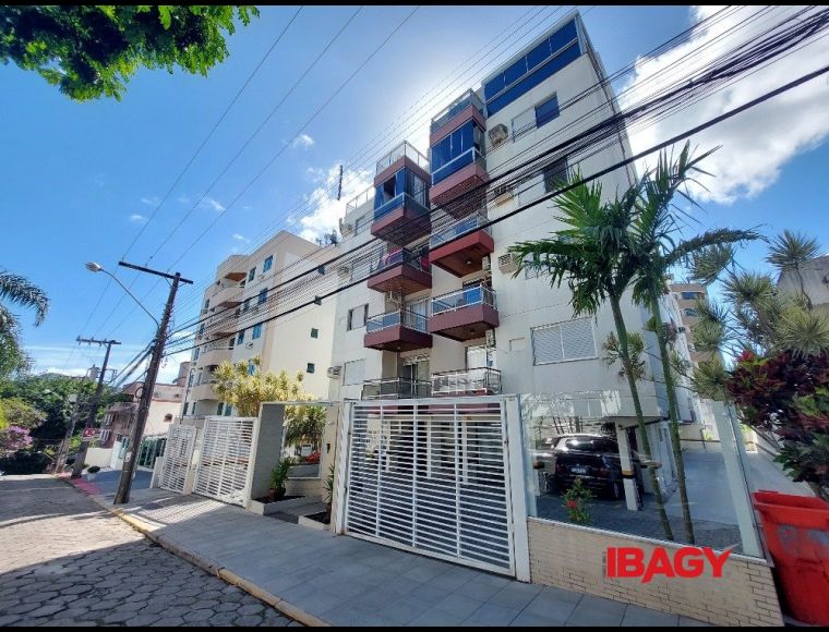 Apartamento no Bairro Córrego Grande em Florianópolis com 2 Dormitórios e 63.63 m² - 87814