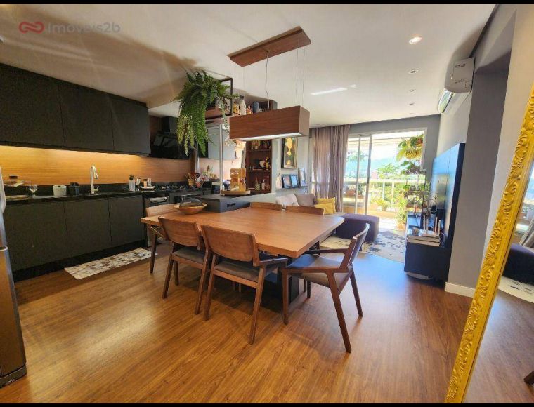 Apartamento no Bairro Córrego Grande em Florianópolis com 3 Dormitórios (1 suíte) e 86 m² - AP1270