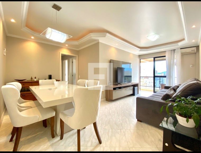 Apartamento no Bairro Estreito em Florianópolis com 3 Dormitórios (1 suíte) e 101 m² - 4422