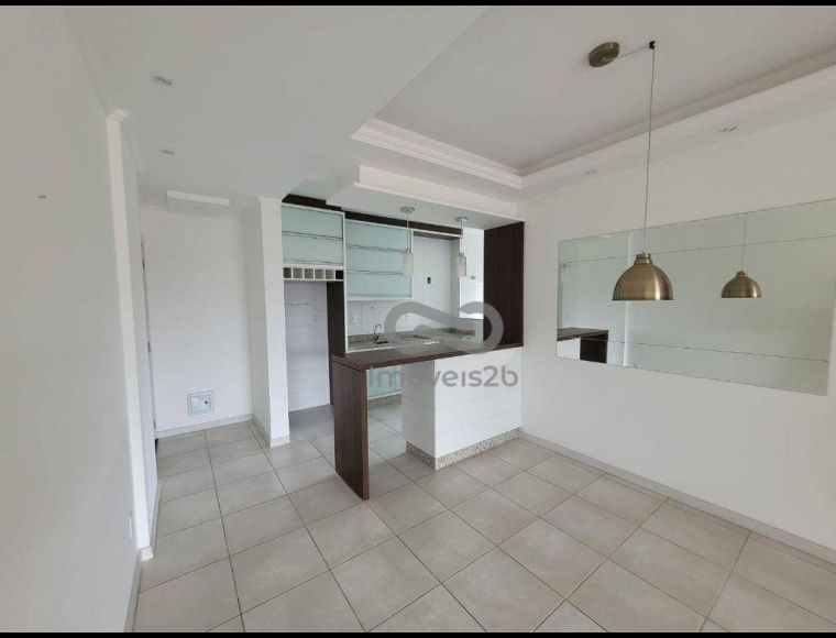 Apartamento no Bairro Estreito em Florianópolis com 3 Dormitórios (1 suíte) e 84 m² - AP1146