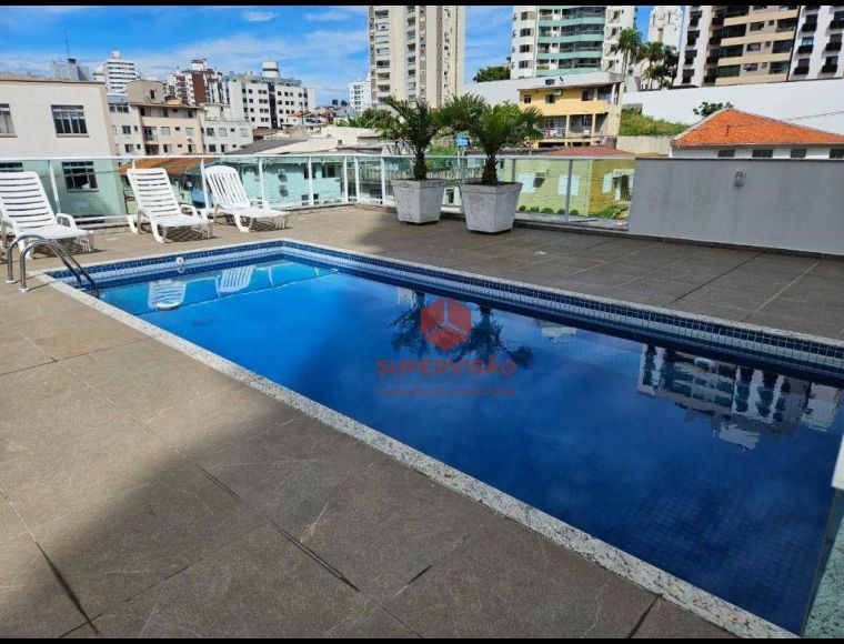 Apartamento no Bairro Estreito em Florianópolis com 3 Dormitórios (1 suíte) e 100 m² - AP2692
