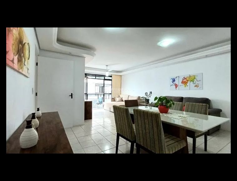 Apartamento no Bairro Estreito em Florianópolis com 3 Dormitórios (1 suíte) e 120 m² - 21414