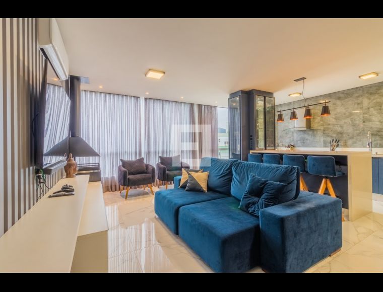 Apartamento no Bairro Ingleses em Florianópolis com 3 Dormitórios (2 suítes) e 141 m² - 17028