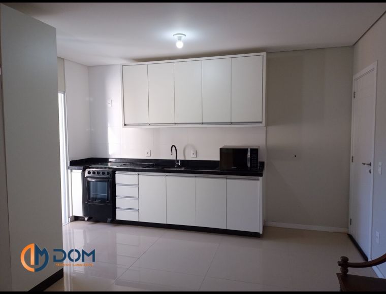 Apartamento no Bairro Ingleses em Florianópolis com 3 Dormitórios (1 suíte) e 72 m² - 809