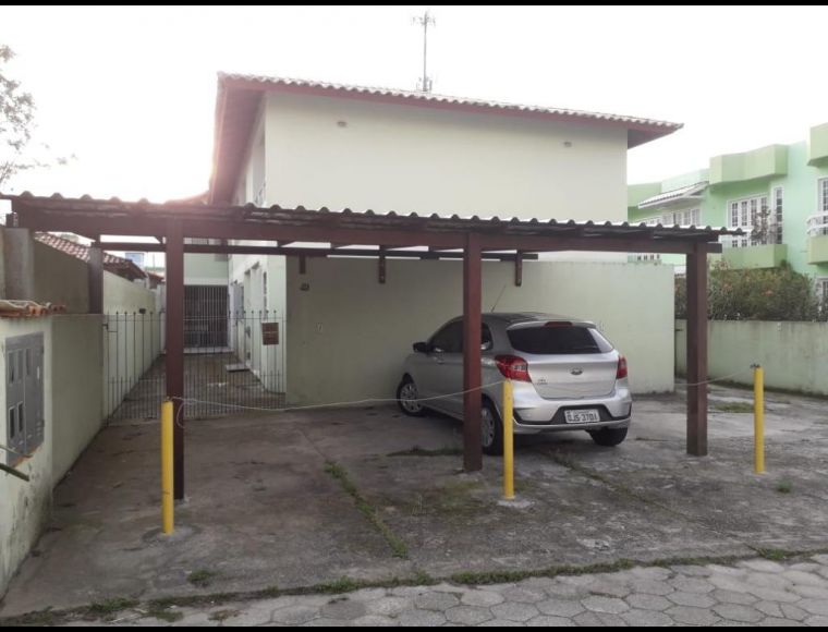 Apartamento no Bairro Ingleses em Florianópolis com 3 Dormitórios e 70 m² - AP0469