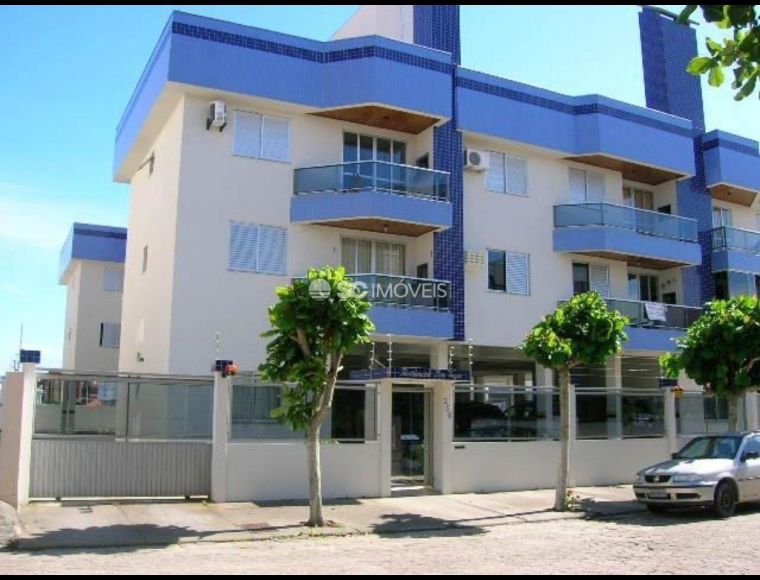 Apartamento no Bairro Ingleses em Florianópolis com 3 Dormitórios (1 suíte) - 17651