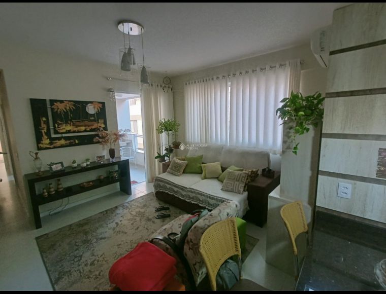 Apartamento no Bairro Ingleses em Florianópolis com 2 Dormitórios - 440754