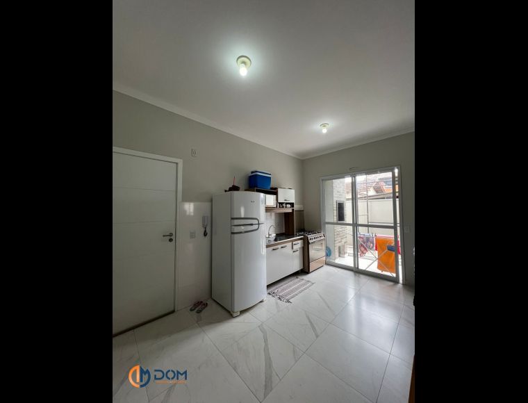 Apartamento no Bairro Ingleses em Florianópolis com 2 Dormitórios (1 suíte) e 56 m² - 1266