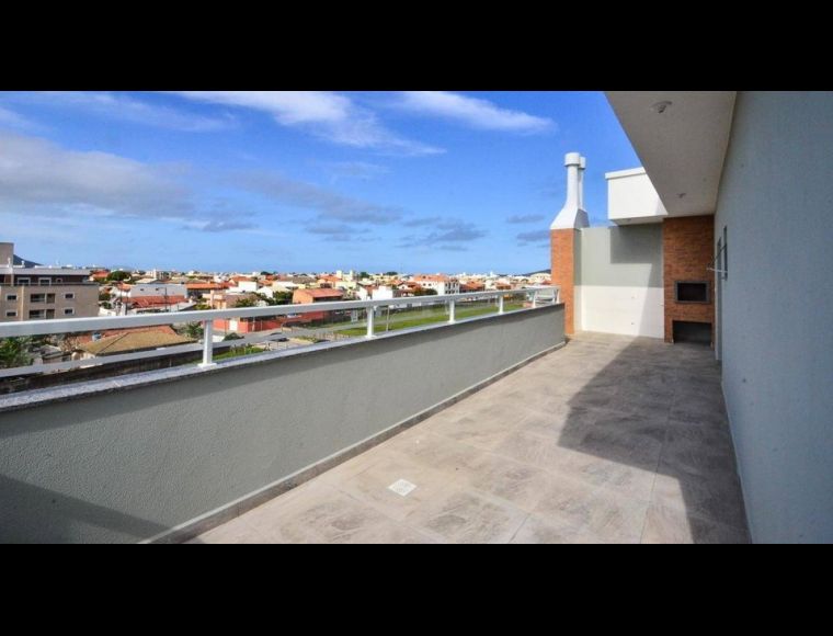 Apartamento no Bairro Ingleses em Florianópolis com 3 Dormitórios (1 suíte) - 467801
