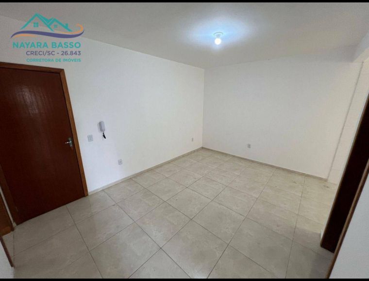 Apartamento no Bairro Ingleses em Florianópolis com 2 Dormitórios (1 suíte) e 70 m² - AP2335