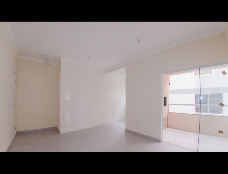 Apartamento no Bairro Ingleses em Florianópolis com 1 Dormitórios e 44 m² - AP0705