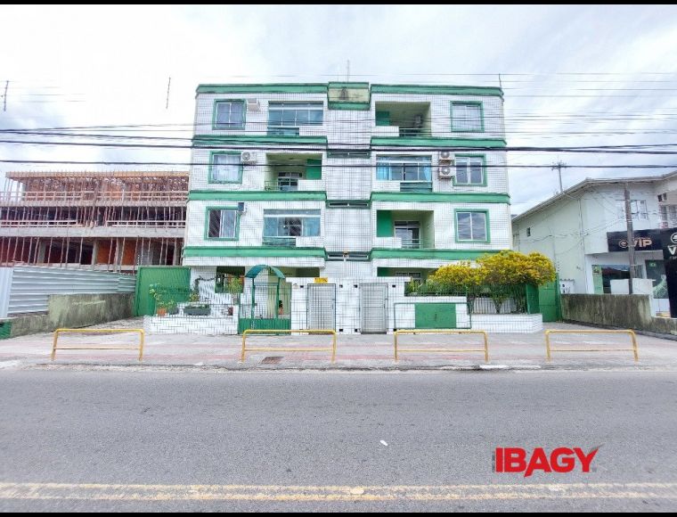 Apartamento no Bairro Ingleses em Florianópolis com 1 Dormitórios e 44.64 m² - 105336