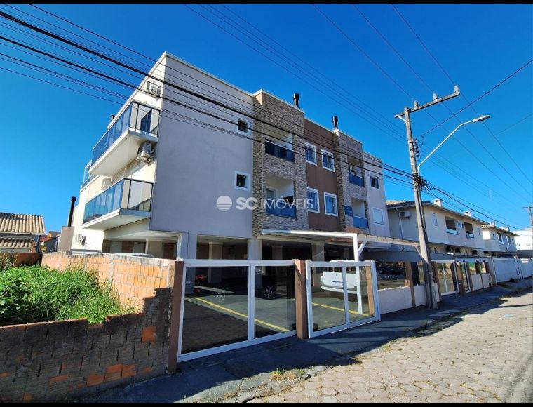 Apartamento no Bairro Ingleses em Florianópolis com 2 Dormitórios (1 suíte) - 18089