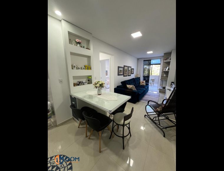 Apartamento no Bairro Ingleses em Florianópolis com 2 Dormitórios (1 suíte) e 99 m² - 1378