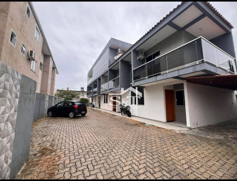 Apartamento no Bairro Ingleses em Florianópolis com 2 Dormitórios (1 suíte) e 78 m² - AP0553