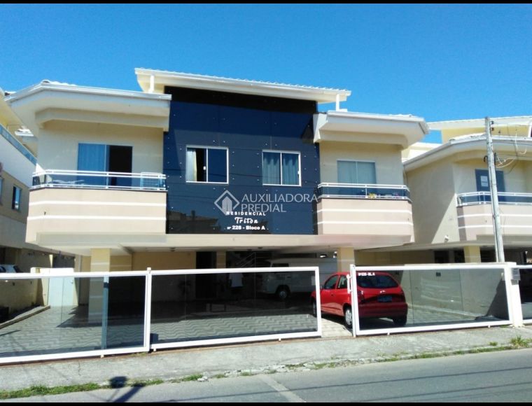 Apartamento no Bairro Ingleses em Florianópolis com 3 Dormitórios (1 suíte) - 460738