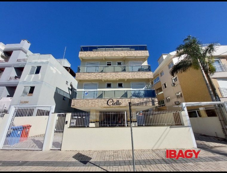Apartamento no Bairro Ingleses em Florianópolis com 2 Dormitórios (1 suíte) e 61.42 m² - 123625