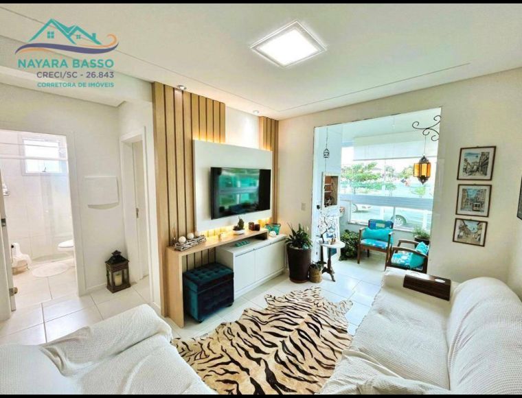 Apartamento no Bairro Ingleses em Florianópolis com 2 Dormitórios (1 suíte) e 77 m² - AP2363