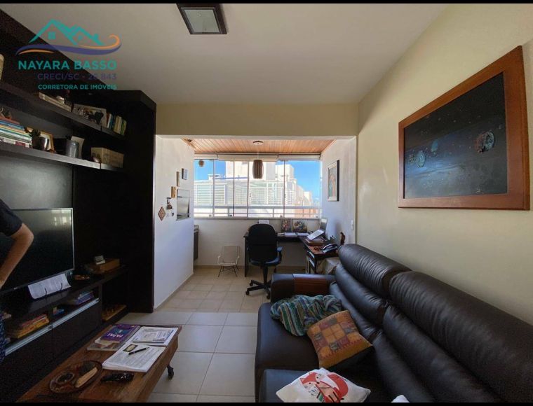Apartamento no Bairro Ingleses em Florianópolis com 2 Dormitórios (1 suíte) e 75 m² - AP2381