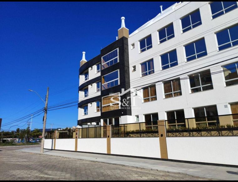 Apartamento no Bairro Ingleses em Florianópolis com 2 Dormitórios (2 suítes) e 69 m² - GD0017