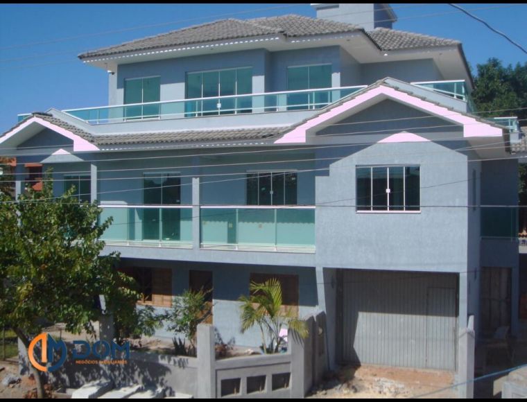 Apartamento no Bairro Ingleses em Florianópolis com 3 Dormitórios (1 suíte) e 130 m² - AP1279