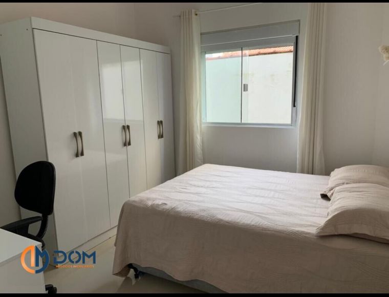 Apartamento no Bairro Ingleses Norte em Florianópolis com 2 Dormitórios (1 suíte) e 92 m² - AP987