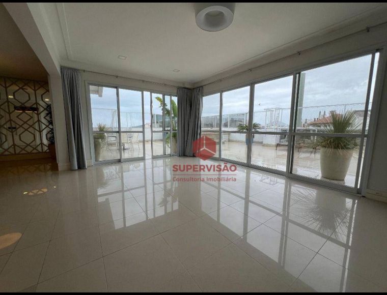 Apartamento no Bairro Ingleses Norte em Florianópolis com 5 Dormitórios (5 suítes) e 262 m² - AD0069