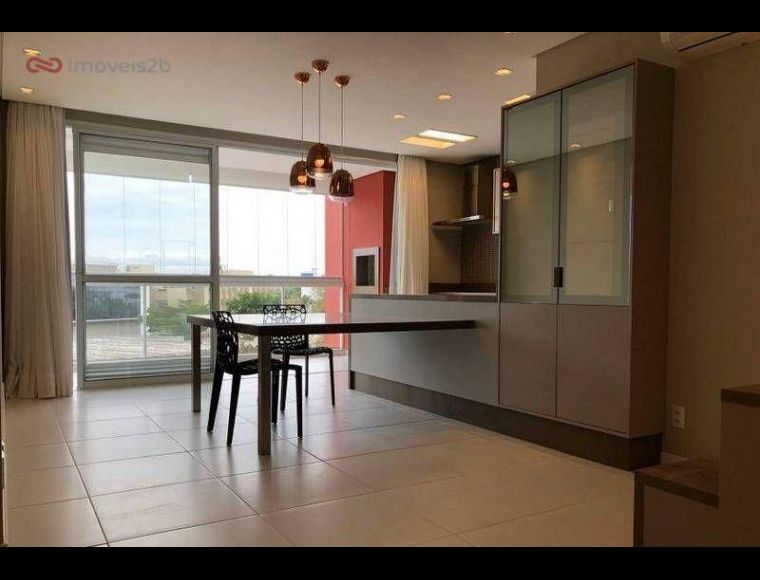 Apartamento no Bairro Itacorubí em Florianópolis com 3 Dormitórios (3 suítes) e 113 m² - AP1247