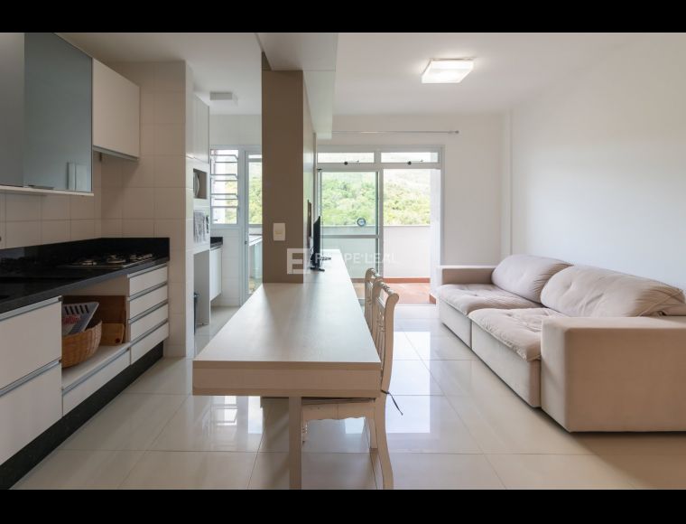 Apartamento no Bairro Itacorubí em Florianópolis com 1 Dormitórios e 131 m² - 20640