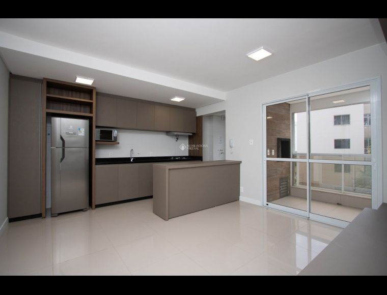 Apartamento no Bairro Itacorubí em Florianópolis com 2 Dormitórios (1 suíte) - 446106