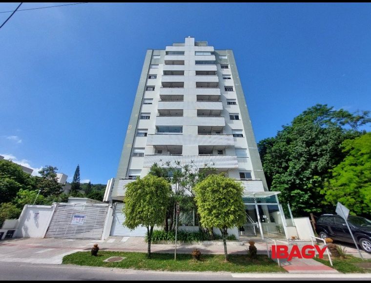 Apartamento no Bairro Itacorubí em Florianópolis com 2 Dormitórios (1 suíte) e 67 m² - 122795