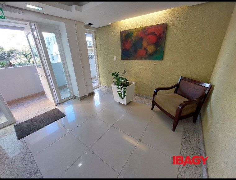 Apartamento no Bairro Itacorubí em Florianópolis com 2 Dormitórios (1 suíte) e 69 m² - 123086